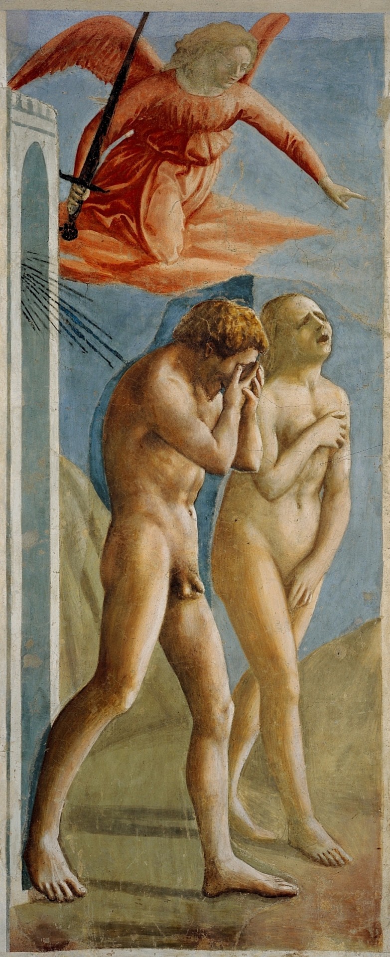 Das Fresko von Masaccio ist im Original 208 × 88 cm groß und zeigt Adam und Eva, die aus dem Paradies vertrieben werden. Im Mittelpunkt stehen die beiden nackten Figuren, die voller Scham und Verzweiflung nach vorne gehen. Adam hält den Kopf gesenkt, sein Gesicht zeigt Schmerz und Reue. Eva bedeckt ihren Körper mit den Händen, ihre Haltung wirkt schamhaft und verletzlich. Über ihnen schwebt ein Engel mit erhobenem Schwert, der sie aus dem Paradies hinausweist. Ein starkes Licht fällt von rechts auf die Körper und lässt sie plastisch und dreidimensional erscheinen. Der Hintergrund ist dunkel und schlicht, mit einem angedeuteten Torbogen des Paradieses. Dadurch richtet sich die gesamte Aufmerksamkeit auf die emotionale Wirkung der Figuren.